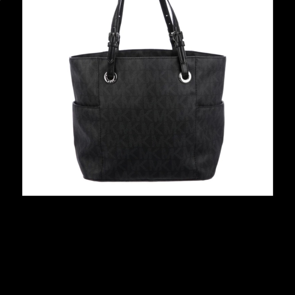 Michael Kors tote - Picture 6 of 11